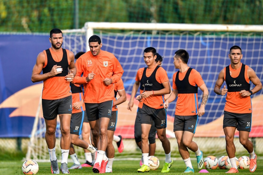 多伦多猛龙发布备战花絮；今晚临场应变；中超任务艰巨；轮换策略成焦点的简单介绍