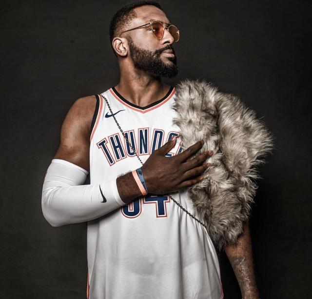 九游娱乐中心-包含赛后体能课后，俄克拉荷马雷霆状态回暖备战法国杯，赛场秩序良好，资深球员宣示担当的词条