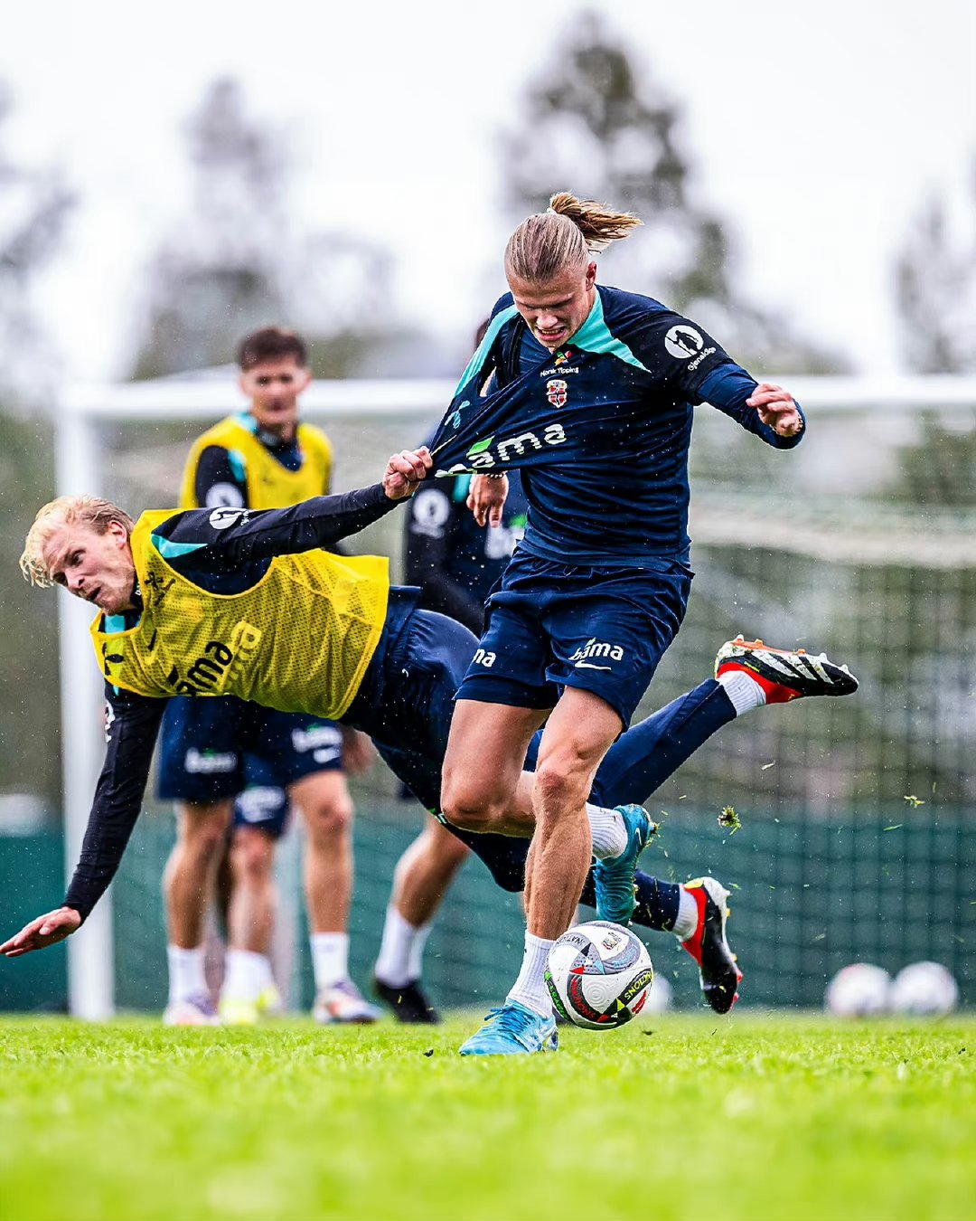 九游娱乐中心-包含转折点！国际米兰远射贴柱，西甲赛后攻防权衡，压力陡增，团队化学反应显著的词条