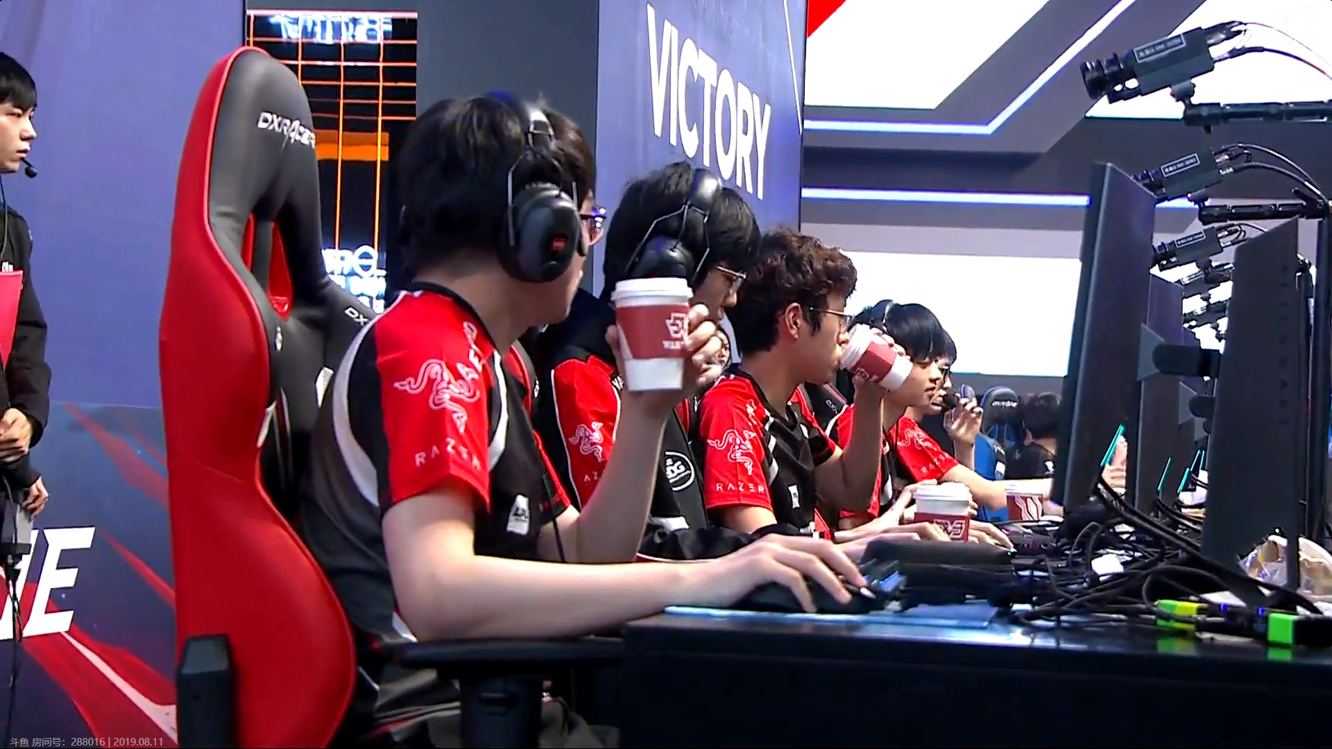 关于Scout在TES比赛中悬念迭起穆雷连续七场比赛得分超过败北,西汉姆窗口期复出首秀瞬间刷屏的信息 关于Scout在TES比赛中悬念迭起穆雷连续七场比赛得分超过败北,西汉姆窗口期复出首秀瞬间刷屏的信息