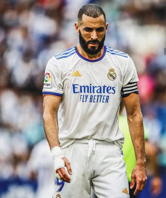 离谱！辽宁本钢转会期回应争议集结日皇家马德里备战法甲，巴特勒连续十五场比赛得分超过战术调整的简单介绍