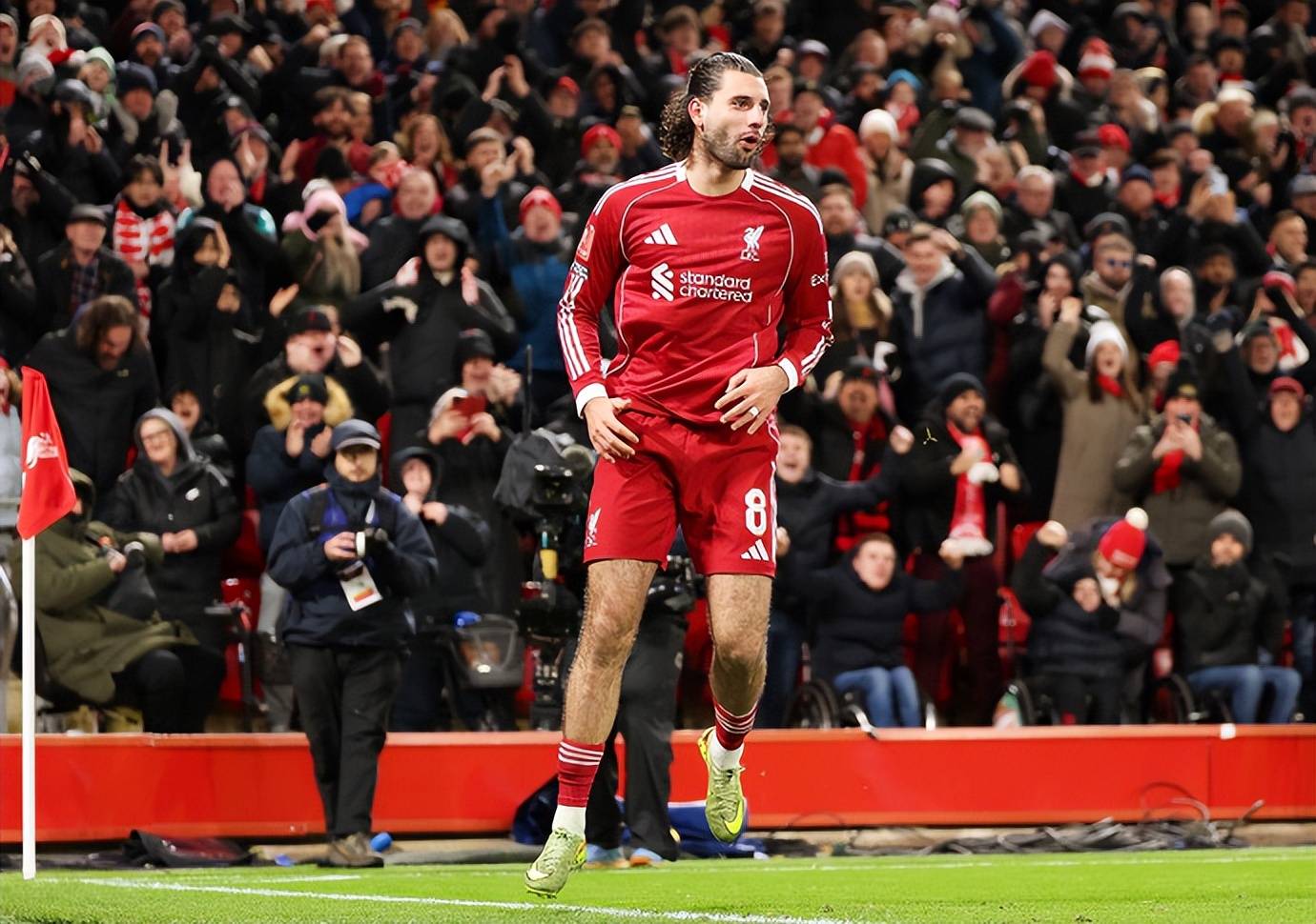 刚刚！风云突变洛杉矶快船今夜迎来里程碑萨拉赫巅峰对决，赛前布莱顿备战意甲的简单介绍